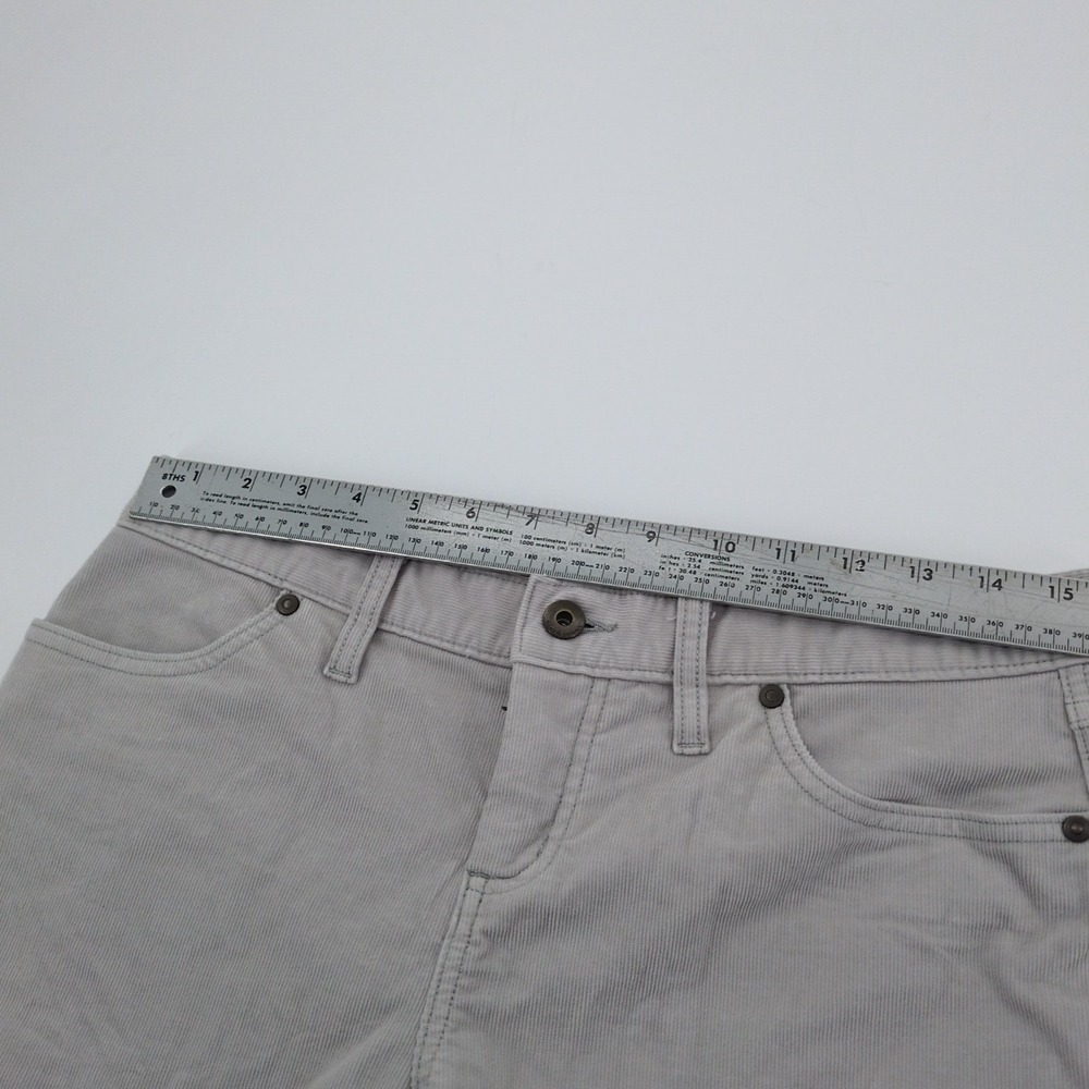 Carve Designs Oahu Shorts Light Gray Corduroy Size 4 Frayed Raw Hem 6" Inseam - Picture 4 of 8